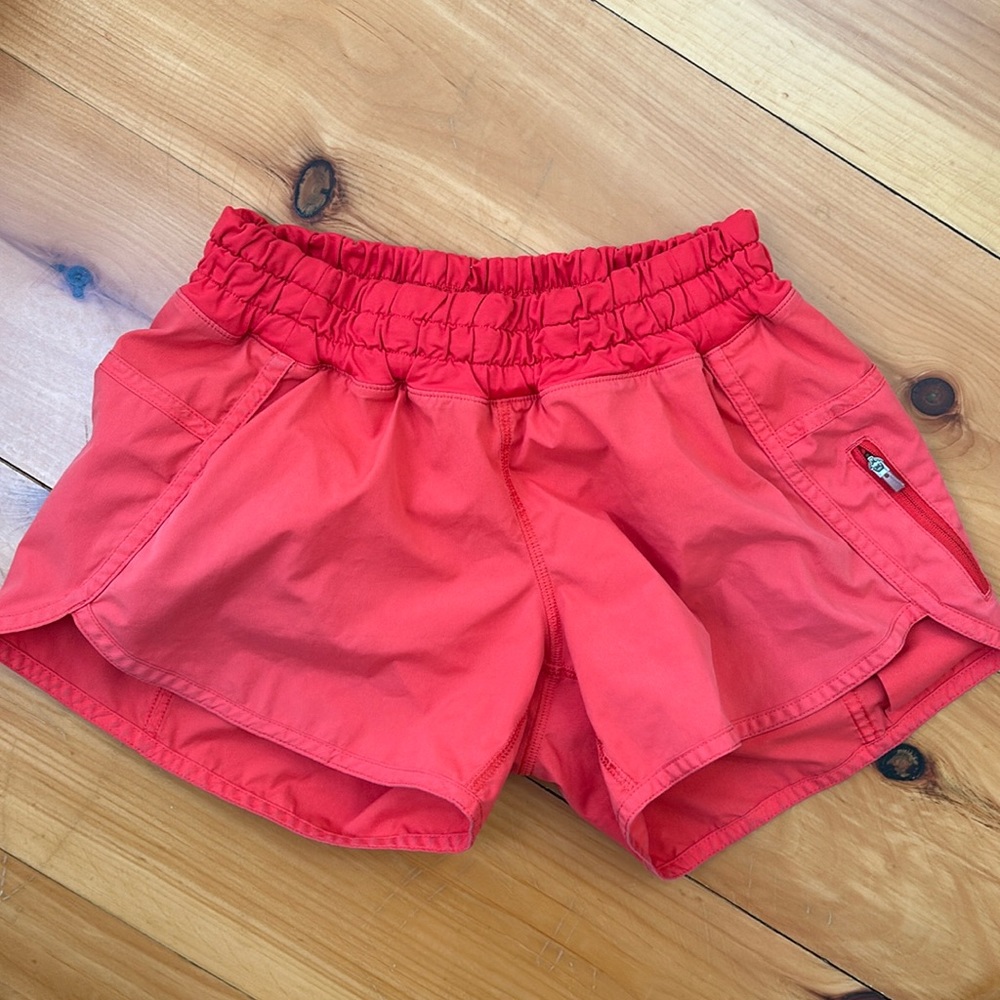 Lululemon size 4 red shorts